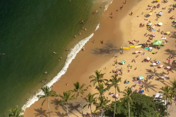 Leia mais sobre o artigo As 10 melhores praias do Rio de Janeiro