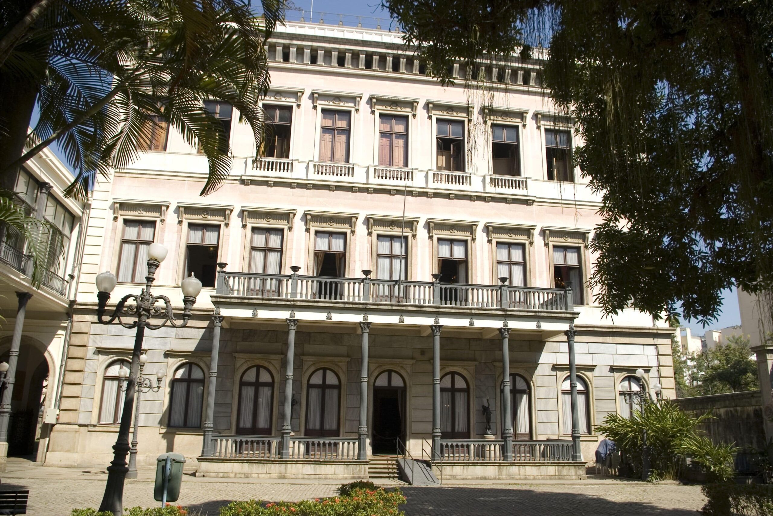 museu-da-republica-rio-by-cariocas-min.jpg
