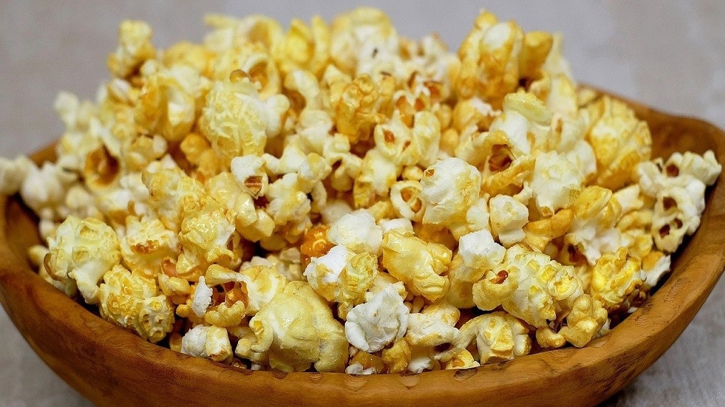popcorn-1178242_1280-min