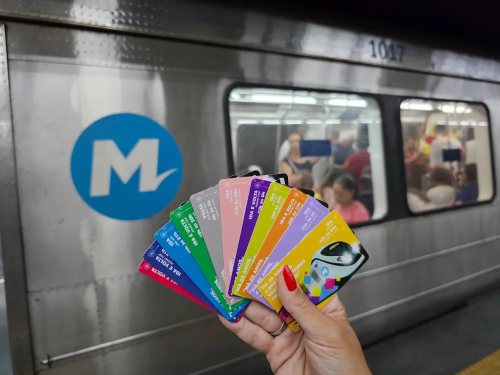 Subway cards for New Year’s Eve — Photo: MetrôRio